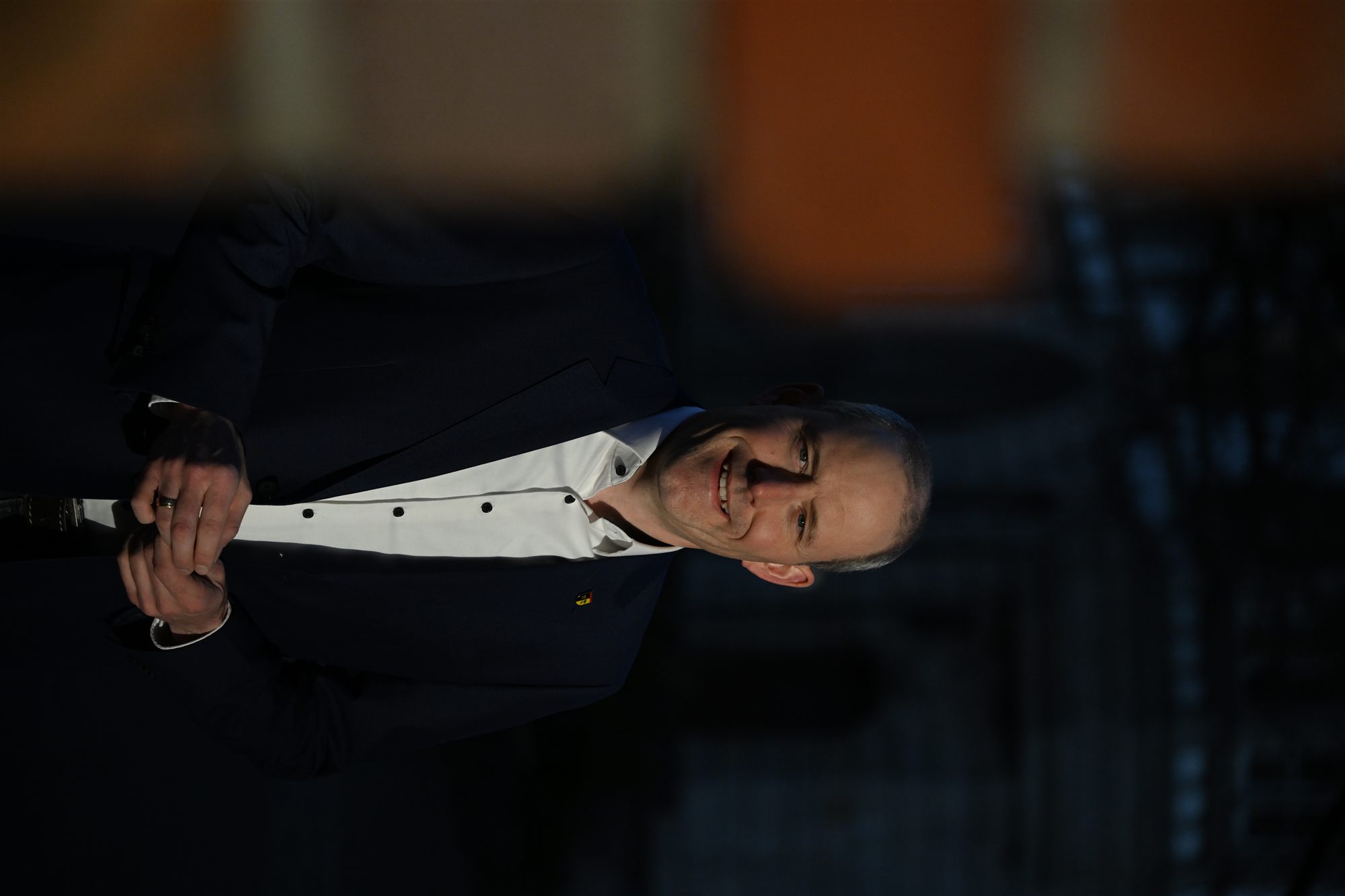 Peter Rademacher im Gespräch vor Ort in Gladbeck
